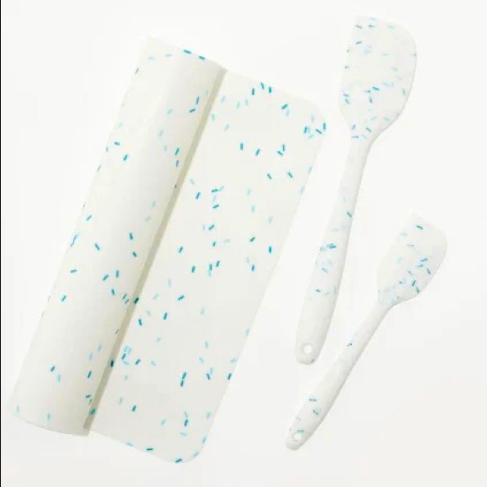 🌸 Chic & Tonic 3 pc Baking Set 🌸